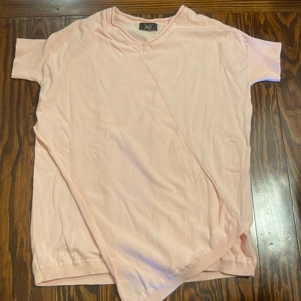 Veeko Pink sweater top!